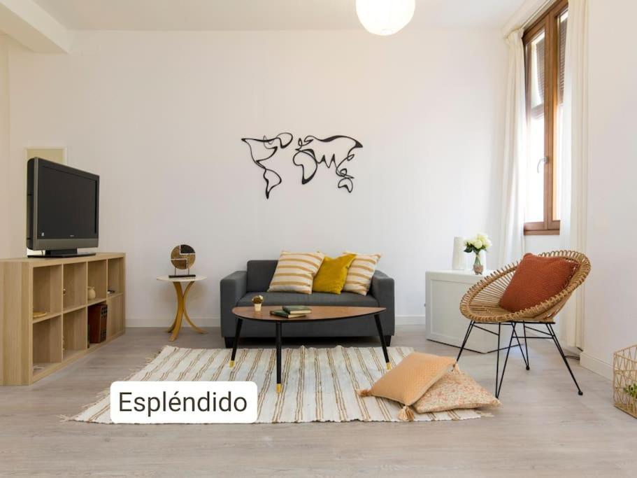 Moderno Apartamento En Casco Historico + Desayuno! Zaragoza Eksteriør billede